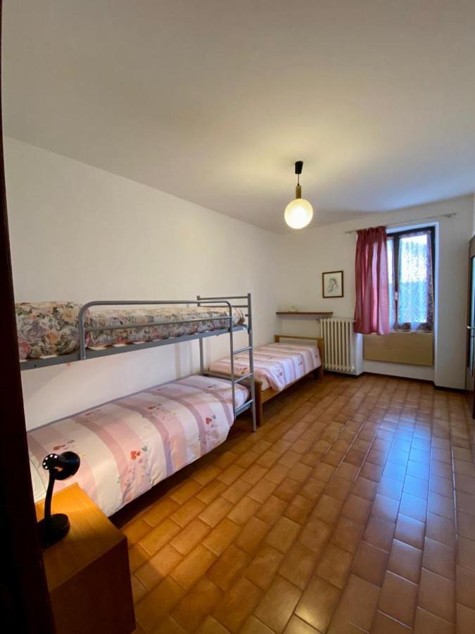 La Casa Del Nonno Franco Villa Colico Exteriör bild
