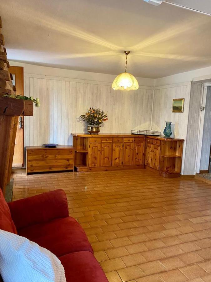 La Casa Del Nonno Franco Villa Colico Exteriör bild