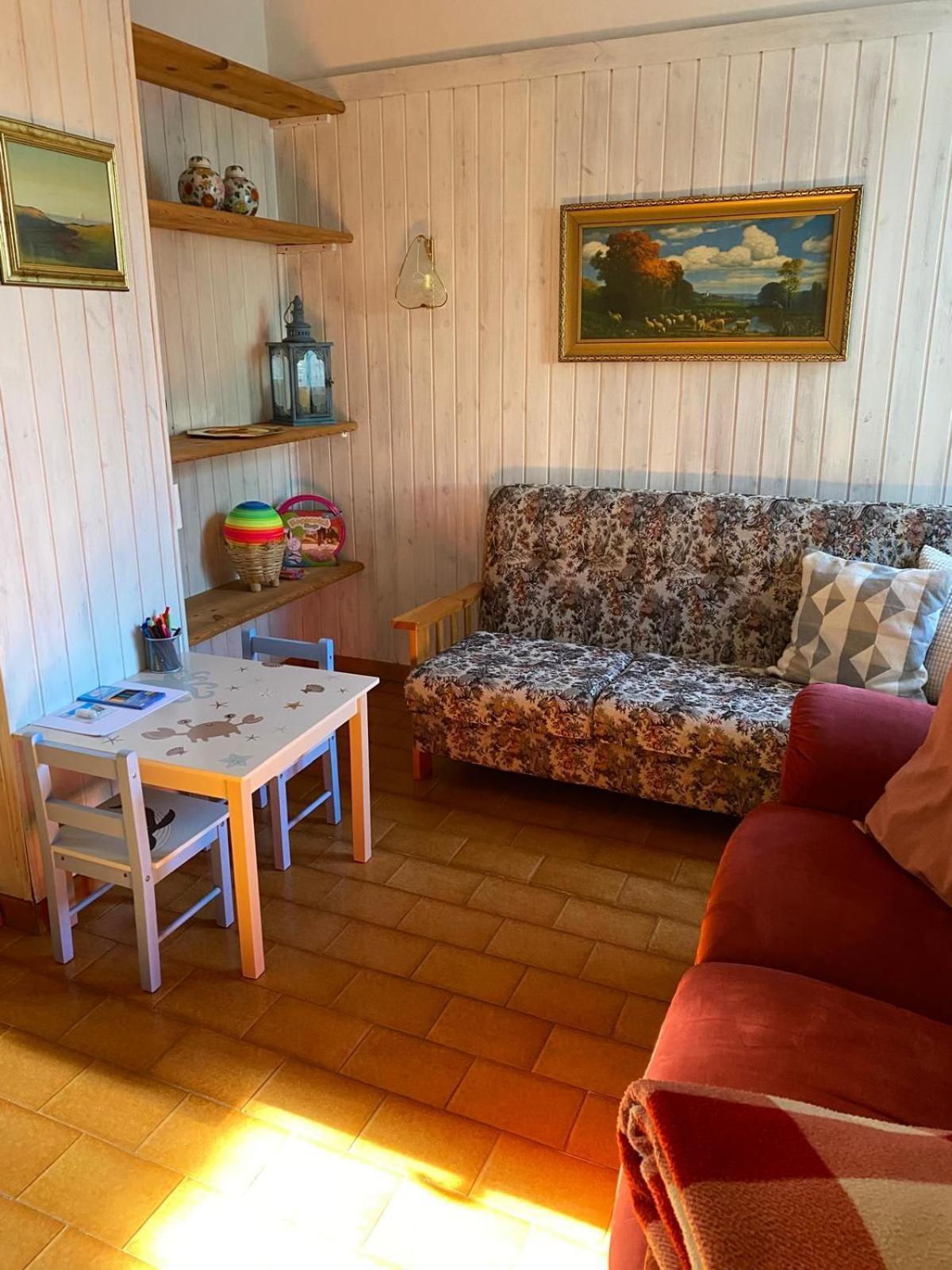 La Casa Del Nonno Franco Villa Colico Exteriör bild